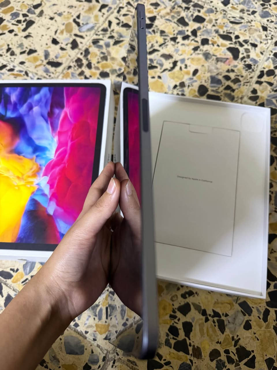 ايباد برو ١١ انج
ذاكرة ٢٥٦
بطارية ٨٣ نضيف جدا كل غراضة موجودة مع ٣ كفرات اصلية وكيبرود مكفول من كلشي اريدة مراوس ب تليفون ١٤ برو ماكس مكاني بغداد الشعب بغداد, العراق


**إذا كنت صاحب هذا الإعلان وتريد حذفه لأي سبب، رجاءا أرسل رسالة إلى الدعم الفني**