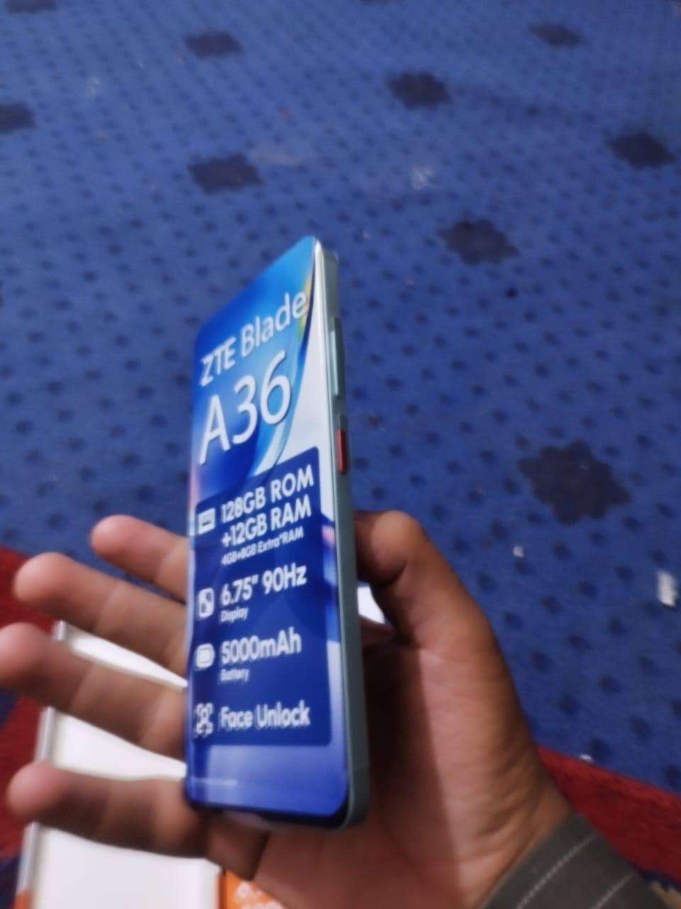 يا الله
مبايل جديد قير مستخدم بل كارتون 
أي 36 
الذاكرة 128
العاشوائيه 12 
البطاريه 5000 
السعر خاص و مناسب للحجز 
راسلني أو اتصال ***********
بيه واتساب انتضر الرد 💚
