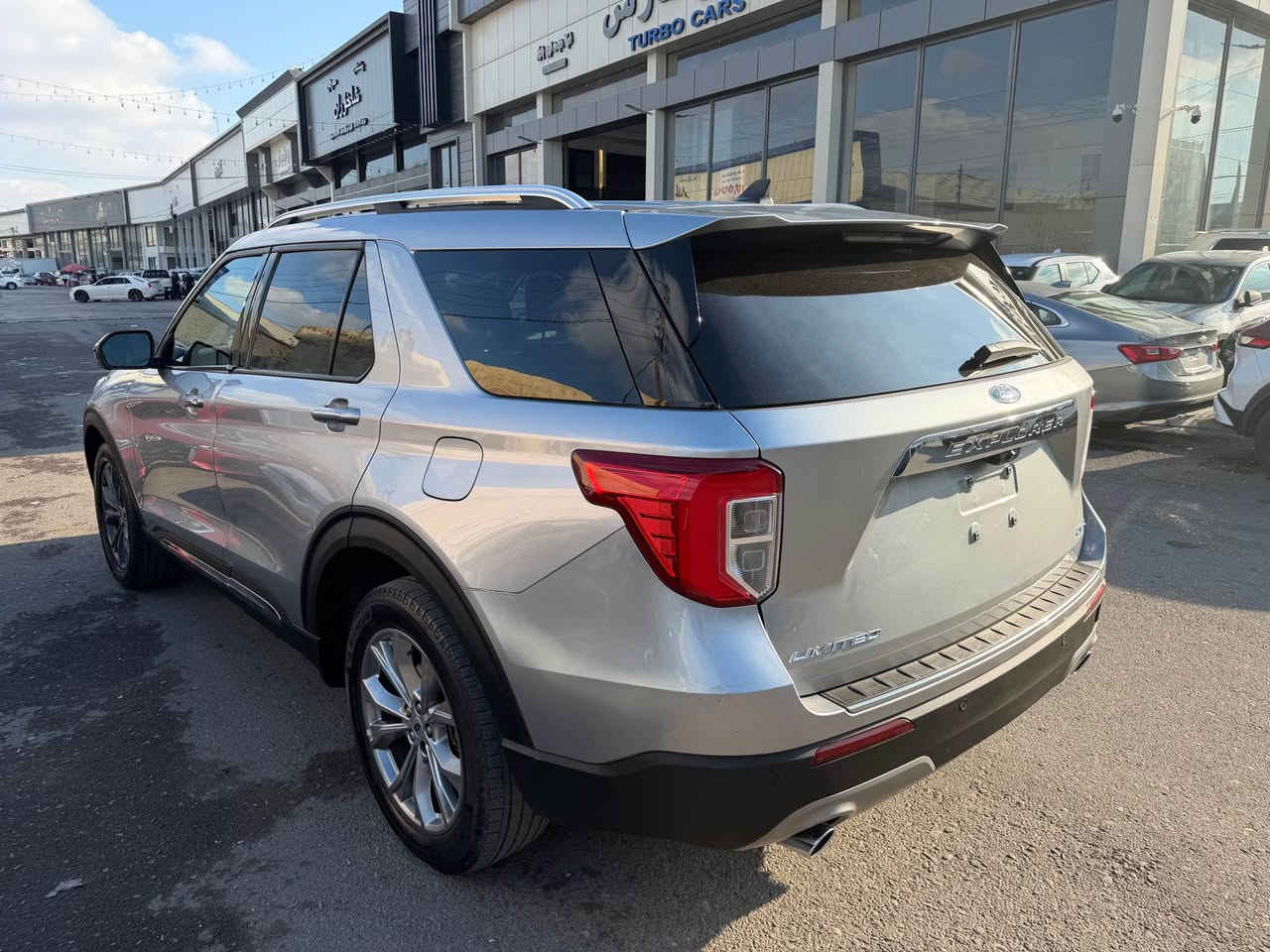 فورد اکسپۆرر مودیل ٢٠٢٣ واردا مریکی
حادثها جاملغ و باب
صورە حادث موجود
موصفات. لیمتید بدون بانورما
٥ کامیرە. ،٧ راکب . فور ویل . کشن حار .بارد
صندوق شفط
سعر ٢٤٥ ورقە
مکان اربیل
رقم 
*********** أربيل, العراق
