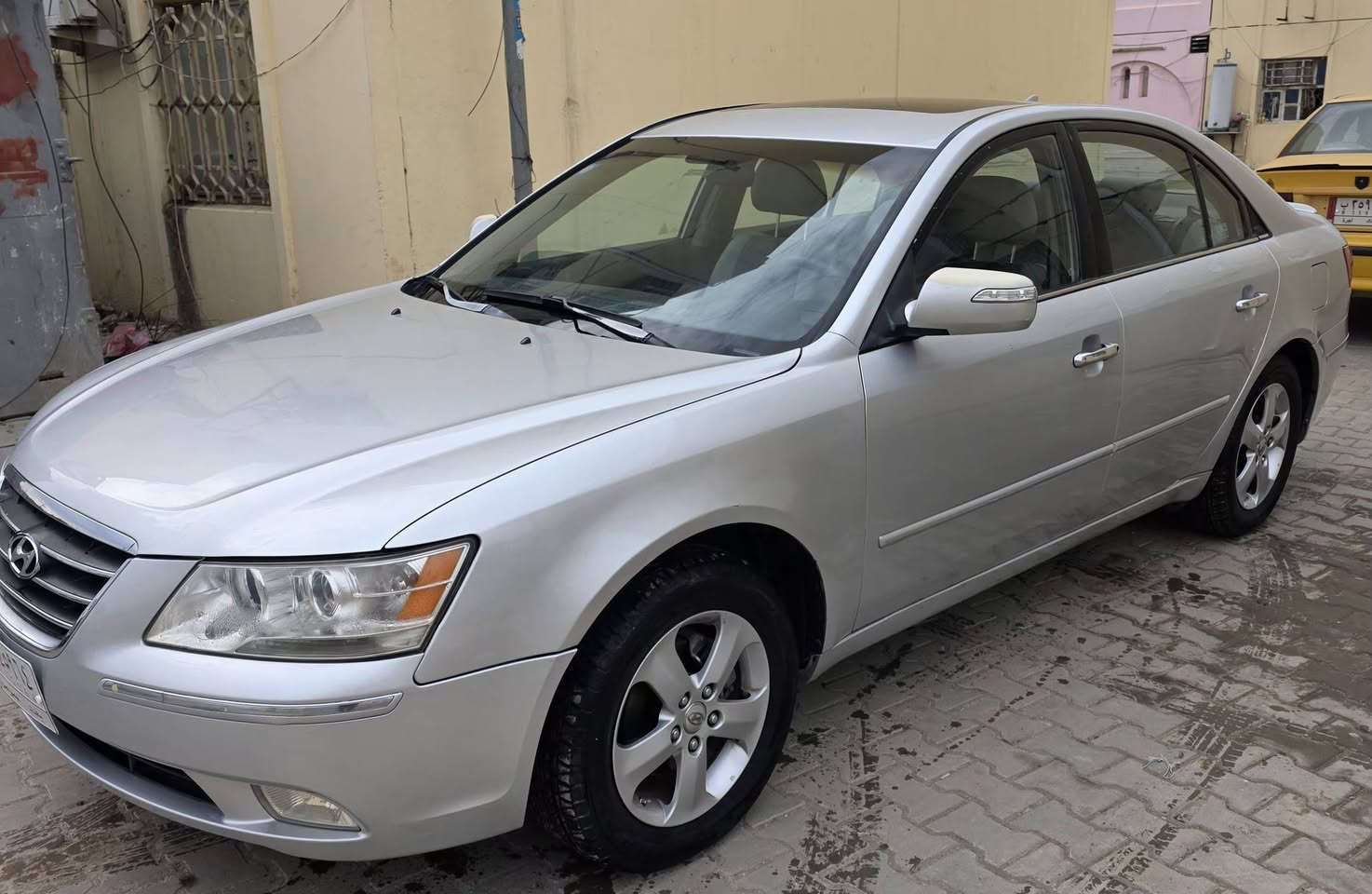 السلام عليكم
سوناتا ٢٠٠٩  وارد امريكي للبيع 
بدون ضربه بدون معجون ليبل واحد فول السياره بيه قطع كلير فقط تريد تحسبه حزام تريد قطع بكيفك شرط بدون ضرر  مواصفات ماشيه ١٤١ كيلو حقيقي طخم تاير جديد كلشي على البلاد كلشي بيه شغال ايرباك كله سليم كير مكفول مكينه مكفوله بس مدل كازكيت تبريد تدفئة شغال السياره بدون نواقص الصدر ٨٥ % السعر ١١٠ $ بيه مجال قليل رقم بغداد مكان السياره بغداد ***********
