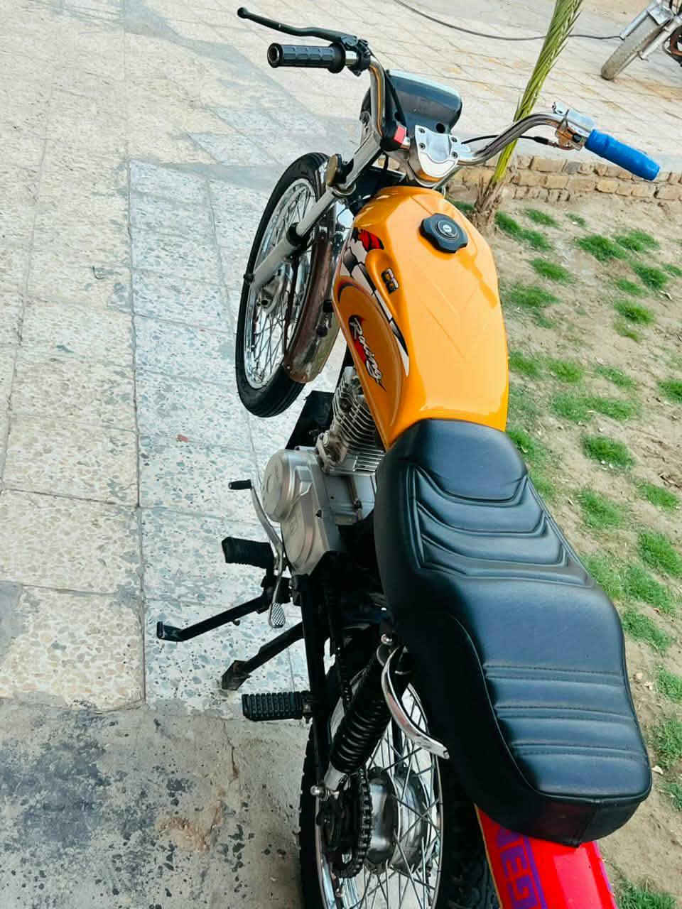 نامه للبيع ماعوزهاا لي شي دراجه جديده ***********رقم ستفسار كثر😘
