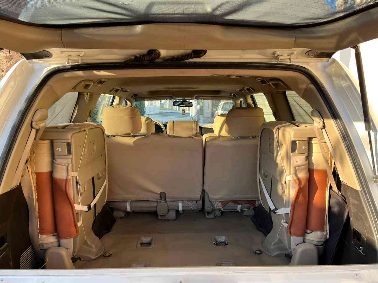 السلام عليكم 
سيارة لاندكروزر موديل 2010 للبيع 
كامل مواصفات فوول الفول 
السيارة كفالة عامة 
للاستفسار اكثر الاتصال على الرقم التالي 
***********
