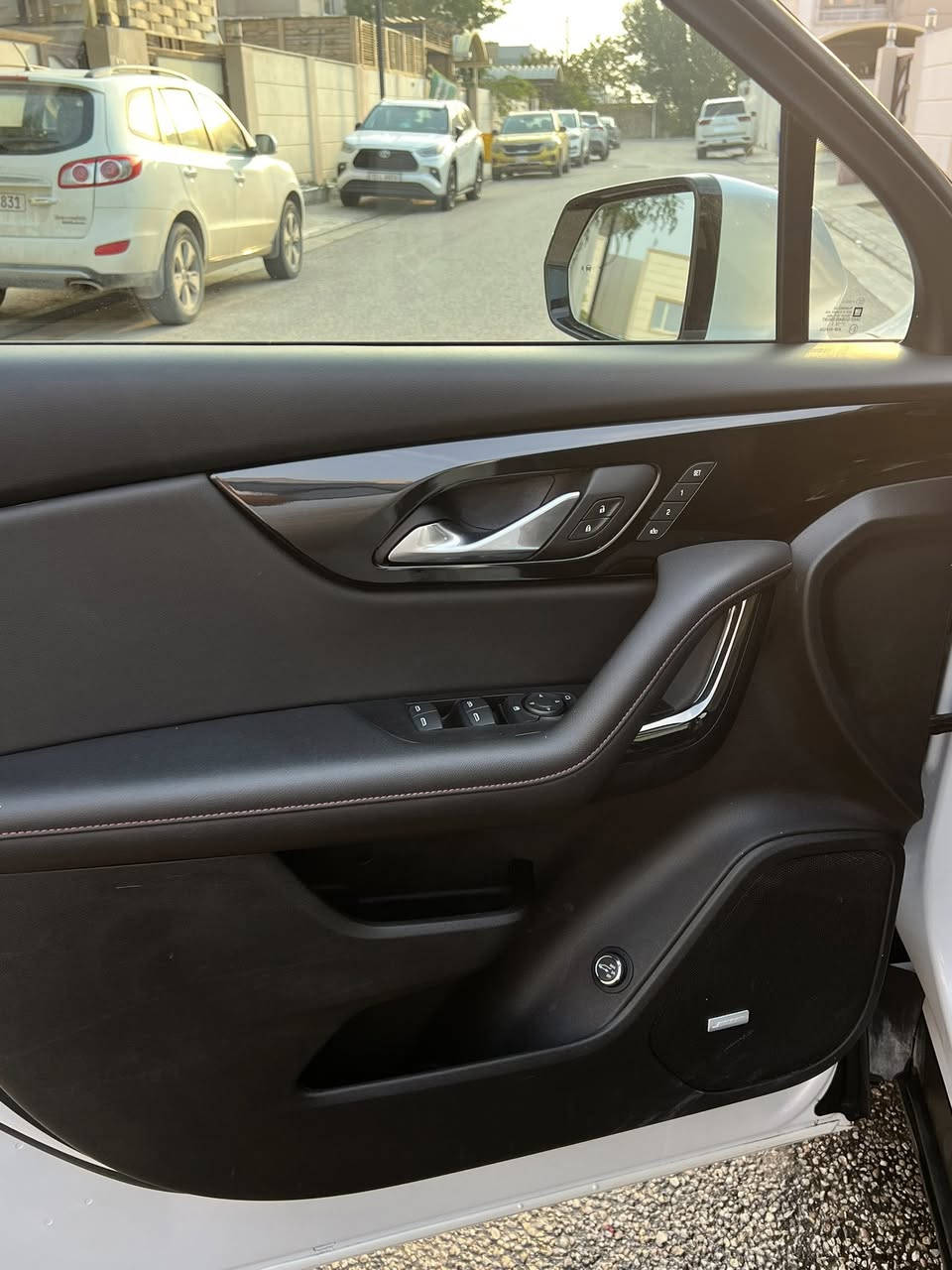 بلايزرRS ٢٠٢٣
بدون فتحه 
٥ كامرات 
ضرر خفيف 
مرقم بغدادبأسمي 
 صورة الحادث بالمنشور 
ماوس انضمة قياده 
مكاني كربلاء  سعر ٢٨٥٠٠ بي مجال للشراء 
 واتساب *********** 
اعتذر عن المراوس
