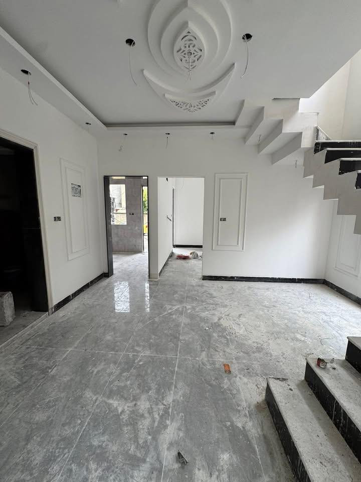 للبيع
#عقارات_مملكة_الخير 

دار للبيع في حي السكر ركن شارع 12 متر تبليط اتجاه قبلة  

المساحة 120 متر  واجهة 8 متر بناء حديث فول

 سند طابو سكني ملك صرف  

طابقين ستةة غرف نوم  وهول واستقبال ومطبخ وصحيات 

لمعرفة السعر اضف تم

للإستفسار اكثر الإتصال

***********

*********** 

***********‏‪

او مراجعة مكتب مملكة الخير للعقار الكائن في سايدين  البحرين قرب قاعة الفخامة للاعراس
