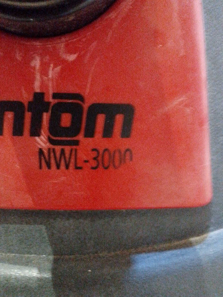 مكنسه كهربائيه باله أوربي شغاله لبيع سعر٤٠الف بصره قرب مستشفى لمواسات***********
