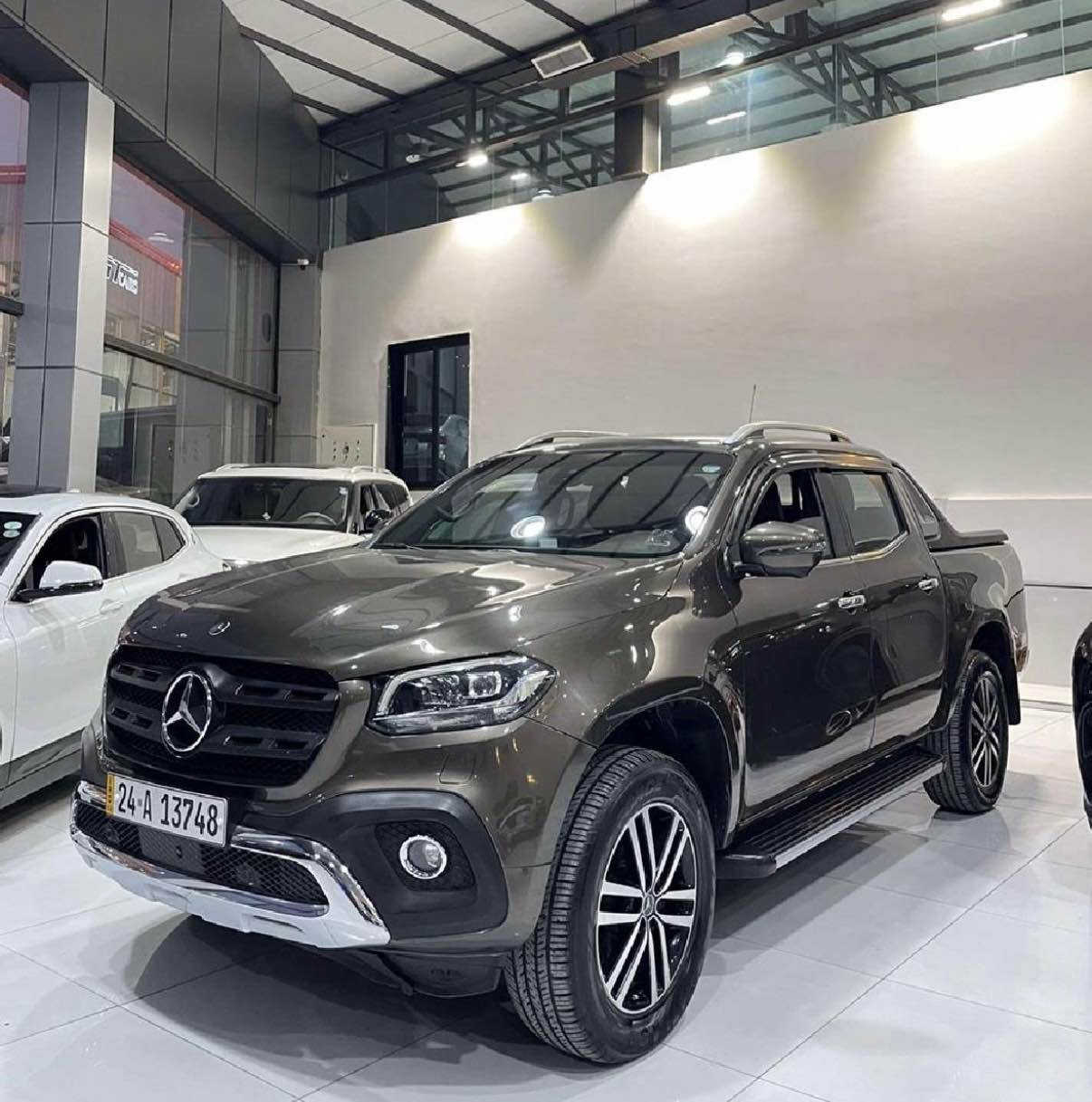 مارسيدس بيكاب 
وارد خليجي 
موديل 2018
مواصفات X250
155الف كيلو متر ماشي
محرك كاز يعني ديزل 
جاملغ واحد صبغ 
تاخم تاير وصدر جديد 
بشرط كلشي
شبر تعديل بارد 
سنويه جديد 
لوحات دولي جديد 
كير ومحرك بشرط
سعر 255بي مجال
قابل للمراوسه حسب قناعه
رقم ***********
مكان كركوك كركوك, العراق
