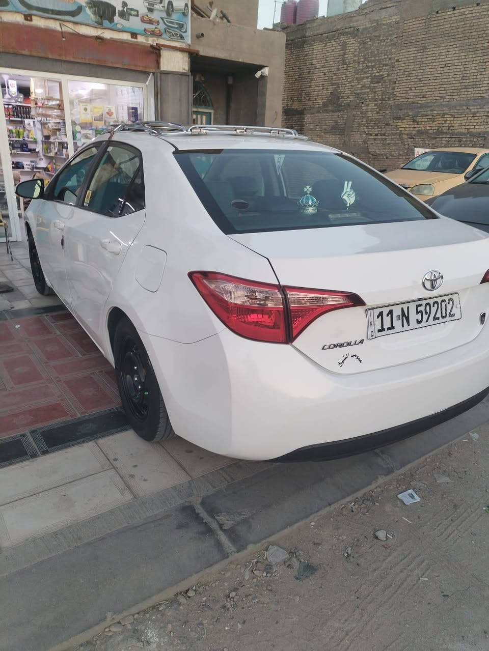 سلام عليكم كورله 18 جاهزه على اخر حبايه مكينه كير حداديه تخم تاير كله جديد رقم بغداد بسمي بيها بس البنيد فول مواصفات السعر 147وبيها مجال قليل ***********
