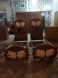 تختين مستعملات  للبيع العنوان حي الوحده مقابيل سوق الميثاق الرقم ٠٧٥١٧...
