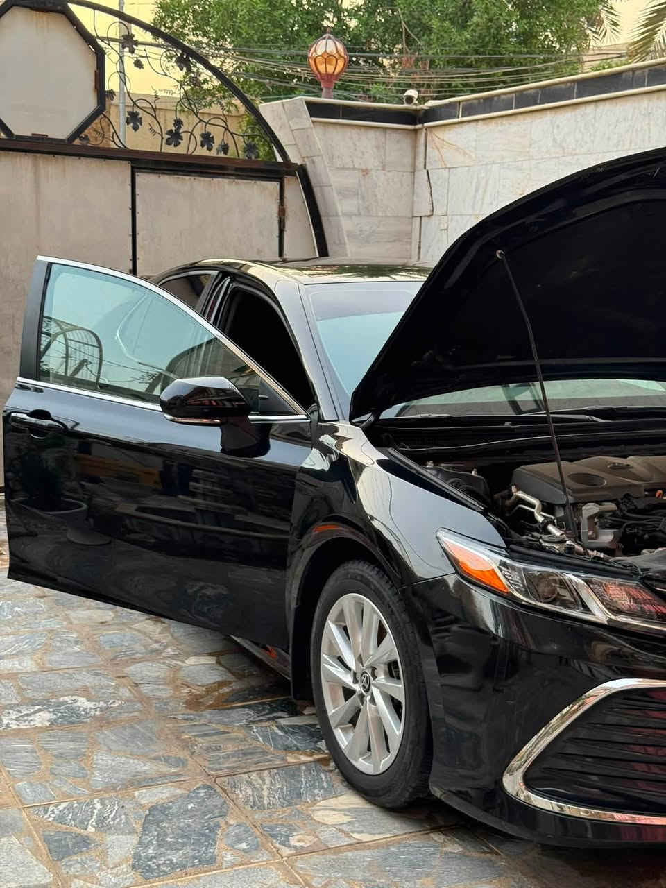 السلام عليكم ، كامري بانزين فقط 2023 وارد امريكي (كلين تايتل) للبيع.
ماشية 23 ميل، جديدة كلش! 

#مكفولة من (صبغ ، تبديل ،كلير ،فتح).

مواصفاتها LE بلص فول عدا البصمة والفتحة.

تدفئة بالكشنات.

هيتر بالستيرن.

لايت اوتو.

حساسات خلفية وية الكامرة.

عداداتها ديجيتال.

نقطة عمياء بالمرايات. 

رادار.

اوتو هولد.

سايد بريك كهربائي.

والباقيات معروفات…

#رقم اربيل بأسمي تحويلها ثاني يوم.

السيارة نظيفة حيل وبلادية وماشية قليل وما مبدل بيه اي شي كلشي بلادي حتى دسكاتها بعدهن مال شركة! ومبينة نضافتها من صورها.

مكينتها ووگيرها مكفولات. مابيه اي نقص او مصرف.

سونارها وصور حادثها بالمنشور موجودات.

بيه رصعة مرجعةPDR ورصعة بالباب صغيرة ما مبينة ونگرة مال حصواية بالبنيد . ( السيارة كلين عدا رصعتين ووحدة PDR)

وتفاصيلها كلها بالمنشور كلشي ذاكرة   

#مكانها بابل مركز المدينة.

#سعرها  213  وبيها مجال.

#للاستفسار *********** اتصال او واتساب.
