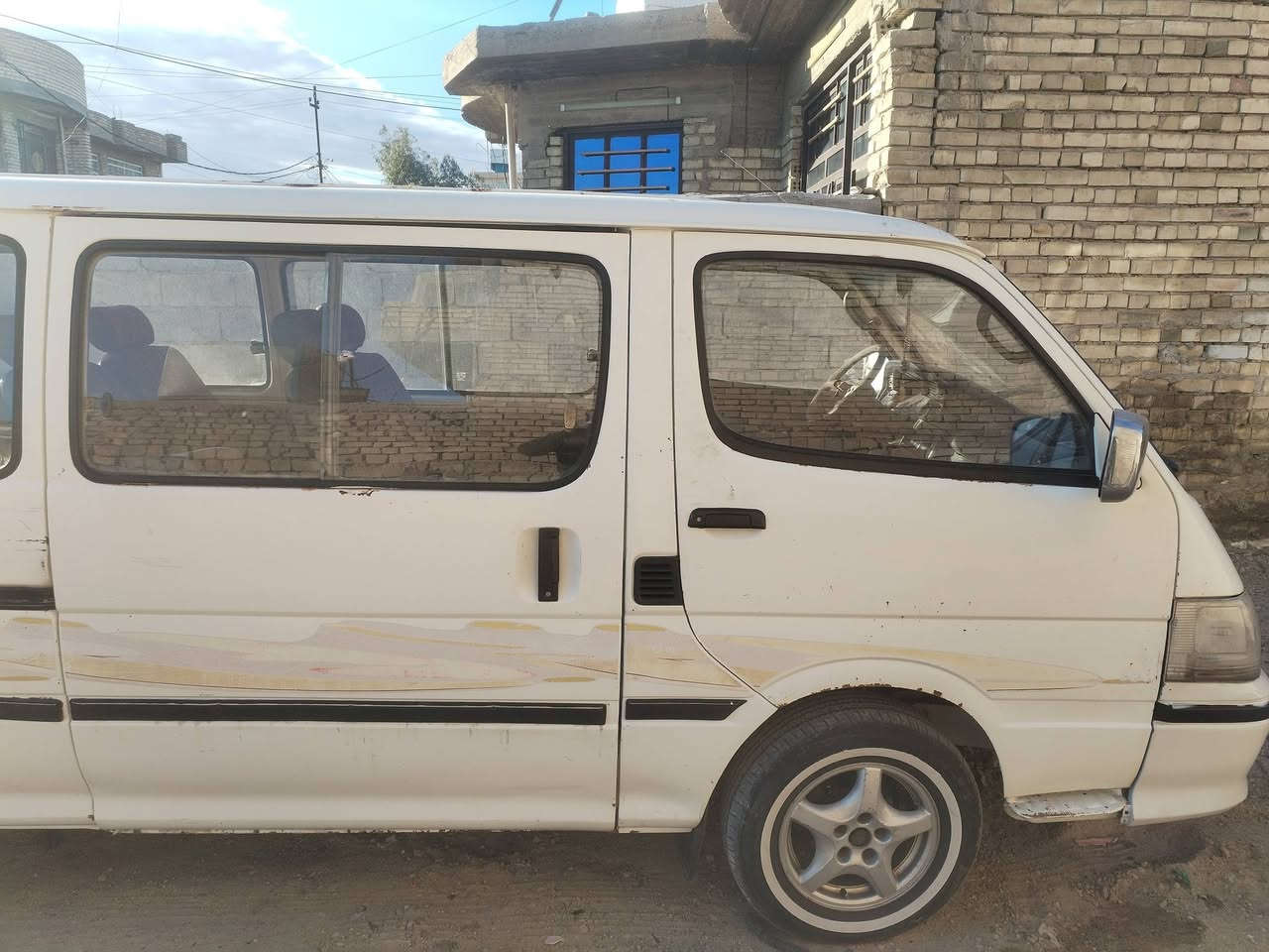 سوبر دير مديل 2009 سيارة رقم بغداد رقم جديد مكينا كير اكسل صدر جديد تخم تاير ما نقصهاا برغي مكاني ابو غريب ابو بنيصير الرقم *********** غير متواجد عل فيس مكينا فور واي السعر 50 وبيها مجال بصيط
