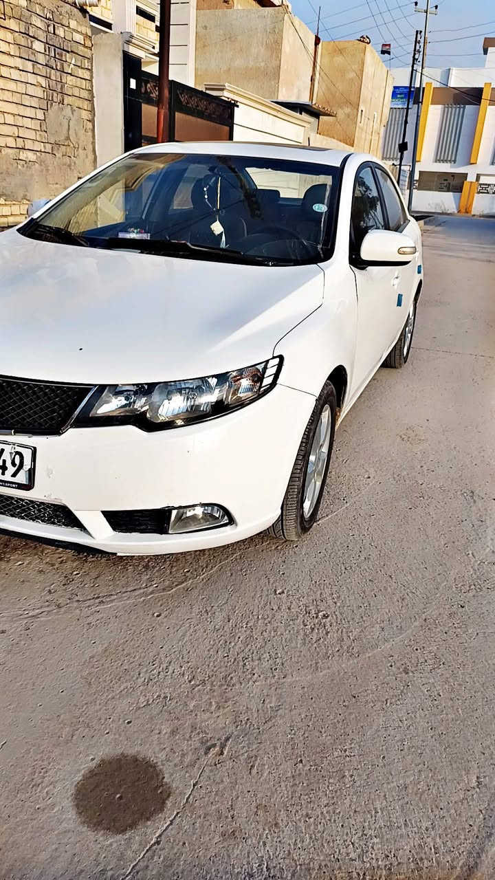 سلام عليكم سيراتو موديل 10 خليجي رقم اربيل انكليزي جديد بدون ضربه فتحه سقف  تحكم ستيرن كير+ محرك جديد داخلها جديد كاعيه جديده تبريدها كمبريسر يحتاجله فقط سونارها داخل المنشور السعر 88 //*********** مكاني بغداد
