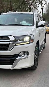 للبيع VXR خليجي مديل 21 مكفوله كفاله عامه ماشيه 43 محرك 8 سلندر 5700 ف...