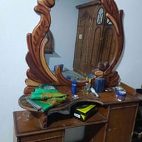 غرفه للبيع السعر 300 الاستفسار على الرقم 07826838201