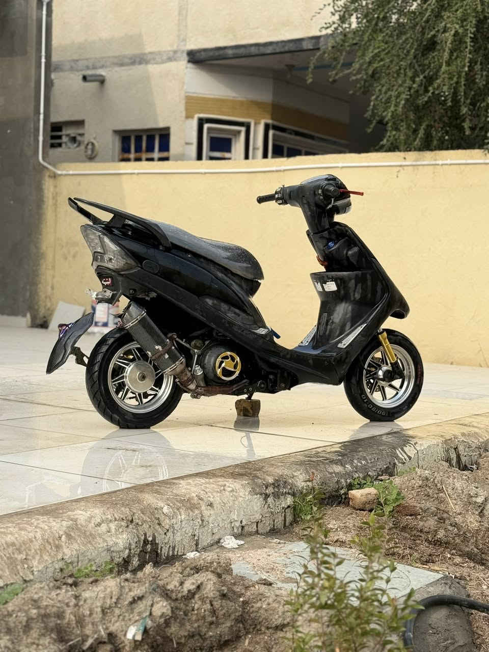 سلام عليكم ماكس عدله للبيع فول نضافه دراجه خير من الله كلجات رياضي فول تزويد /شلعه ومعدل 120✈️/ مبدل بيهه ولفات فقط /نقصهه بس باتري / سعر 650 مجال حك الجيه /متواجد واتساب ***********
