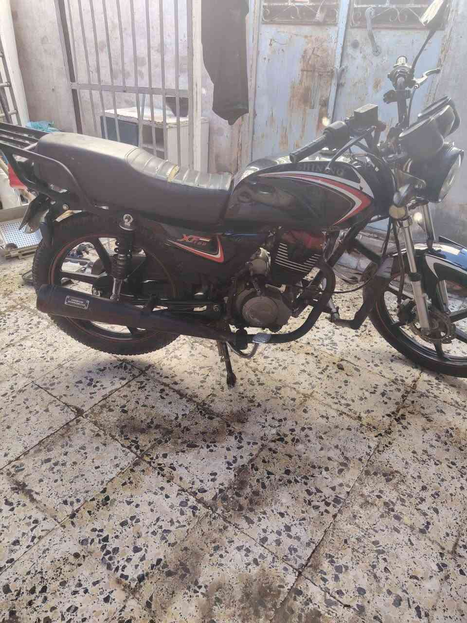 دراجه شايننك مرقم عربي
موديل 23
متروكه فتره حالياً مابيها اي نقوصات محرك مكفول فقط (اشارات خلفيه واكعه  مكينه تضخ دهن )
لباقي مكفول  سعر مليون و200
سنويه بأسمي  ***********
