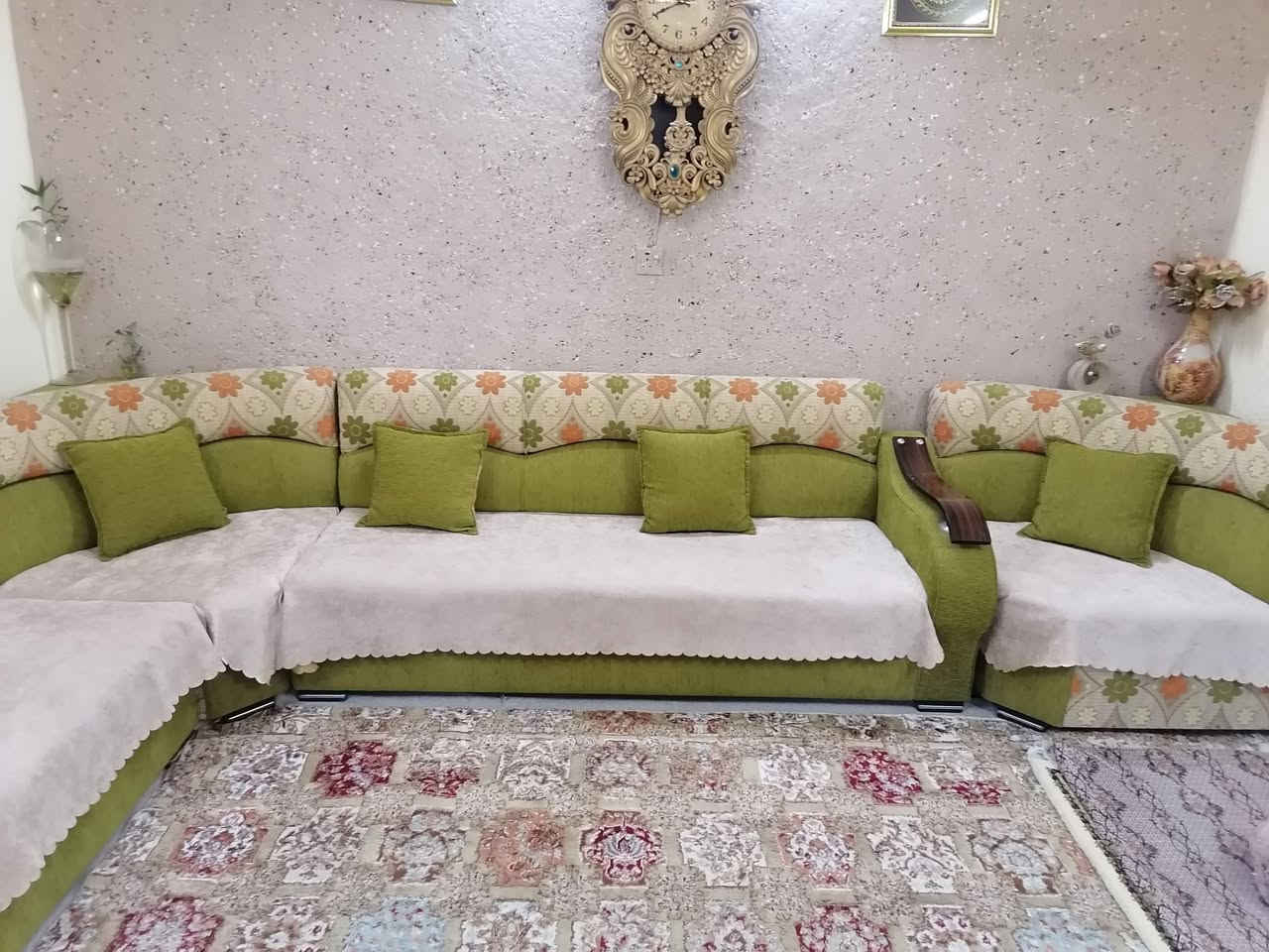 تخم ديوان حطاطه وكلش نضيف للبيع السعر ٢٠٠الف
***********
