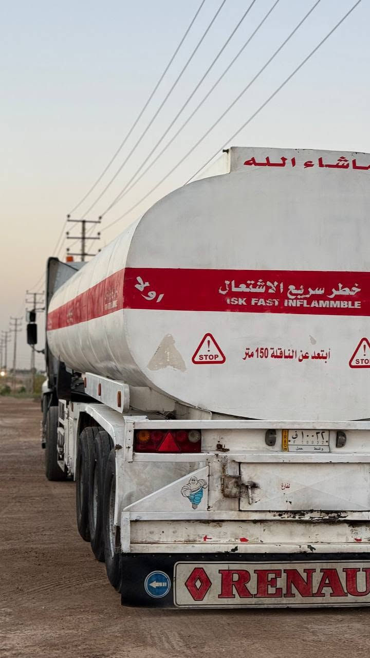 سلام عليكم للبيع رينو صهريج رقم واسط
رقم سنويه تكيال جيبي أس تصريح أمني 
مكينه بم نوزل بلادي 
جاهزه للعمل  
مكان واسط الزبيديه طريق بغداد كوت
 الاستفسار  ***********
