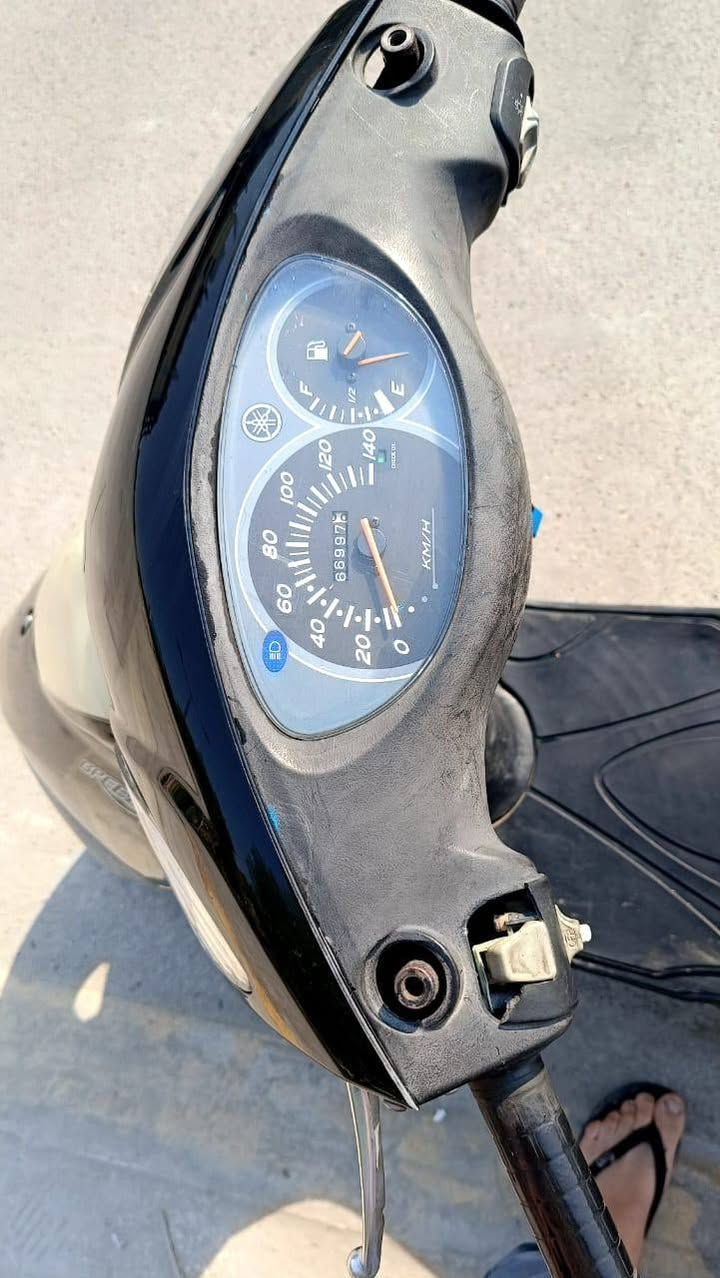 دراجه بريز كابريتر  نظيفه رمبه مكفوله من كلشي 
كهرباء كله شغاله محرك ما مفتوح لا تنقص ولا تبخر 
مكانس بغداد. الحرية للإستفسار الاتصال على الرقم ***********واتساب
