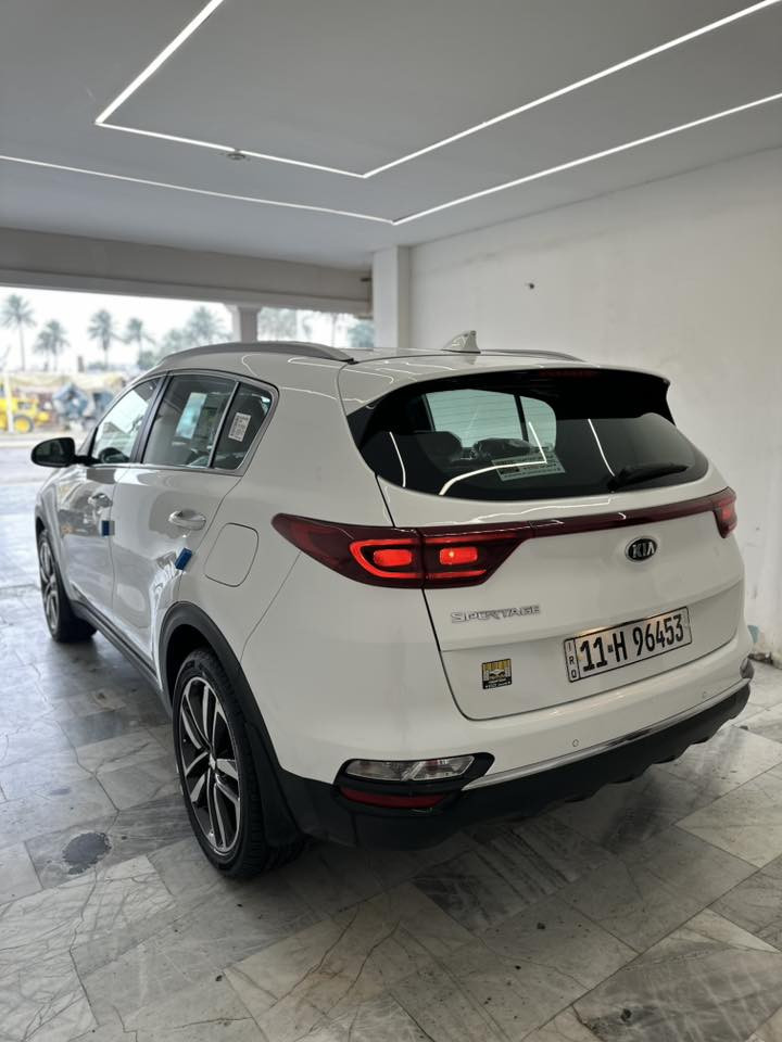 ***********
سلام عليكم سبورتج مديل 2021 خليجي قطره صبغ مابيها مكفوله من كلشي تايرات شركه سبيرها منازل جديده كلش الشركه الدوليه كتلوكات الشركه بيها سويج اضافي بيها مري شفط وقطعتين تبريد شحن لاسلكي ارقام جديده وهزه جديده وسياره بأسمي تحويل مباشر 
مكان السياره بغداد الحريه للاستفسار 
اتصل ع الرقم ‭0772 987 4920‬
