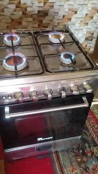 طباخ يونيير المصري كله شغال الفرن الفوك والجوه يشتغلن سويه نظافه فول 0...