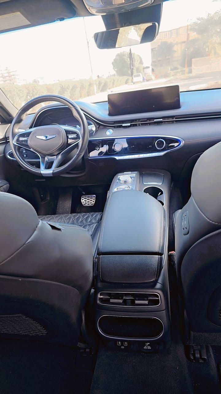 السلام عليكم
للبيع جينسز GV70
6 سلندر 3500
موديل 22
فول مواصفات اعلى فئه برستيج
كيجات ديجتل 
تبريد بيانو 
داخل اسود
كراسي كهرباء بيهن ترحيب و تدفئه و تبريد و مساج
٤كاميرات
سستم صوت 
تشغيل عن بعد 
٤ وضعيات قيادة و بيها sport plus 
تتقدم و ترجع عن بعد 
رادرات 
نقطه عمياء
قيادة ذاتيه 
بيها auto start stop

حادثها مرفق صوره شاصي
اضافه باب سائق كلير 
سونار مرفق 
السعر 32 وبيها مجال 

***********
