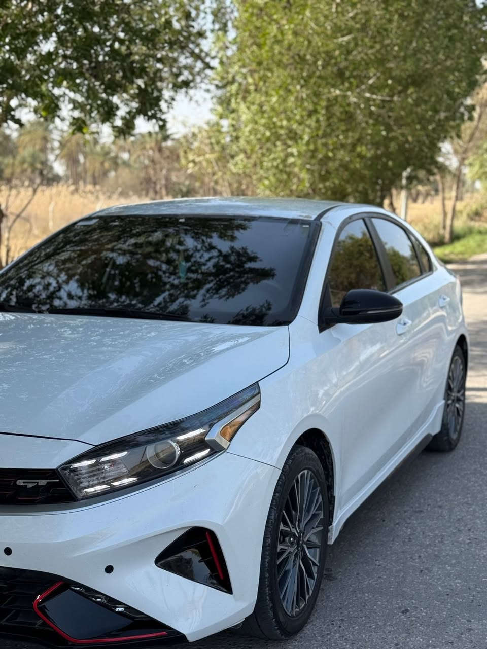 فورتي جيتي لاين مواصفات 
مديل 2024
فقط جاملغ وبنيد مبدل 
3 انضمة قيادة
اوتو هولد 
هند بربك بصمة
رادار امامي خلفي 
رادار جانبي 
توقف ذاتي 
السعر 148 
تفاصيل اكثر على الخاص 
او رقم الهاتف
‏‭0771 336 3390‬
