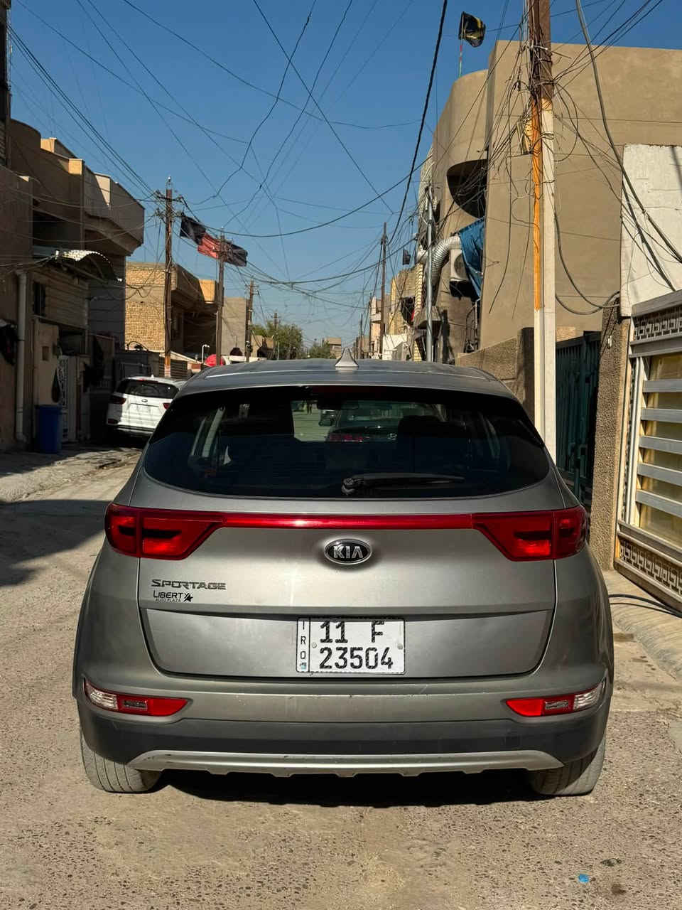 السلام عليكم
للبيع سبورتج 
موديل ٢٠١٩
رقم بغداد تحويل مباشر 
ماشية ٣٨٠٠٠ فقط
حادث جاملغ وباب خلف السائق 
بدون تبديل بدون دواخل
ايرباك كله سليم 

السعر ١٥٥ $ وبيه مجال 
مكاني بغداد - بغداد الجديدة 

***********
