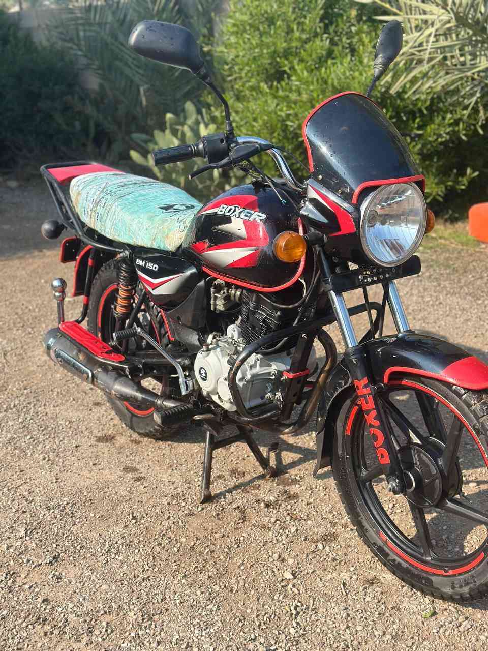 سلام عليكم  بوكسر  ٢١ أوراق موجوده   المكينه  مبدل بس بستم   والباقي خير من الله  كله شغاله   اريده مراوس  ب دايوان  حتلو بدون أوراق  بس نضيفه ***********
