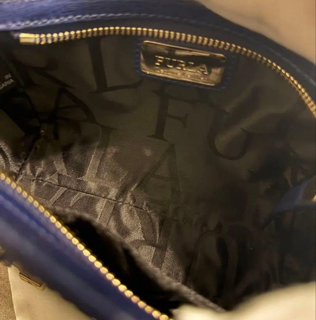 حقيبه ماركه  FURLA بلون ازرق كحلي


**إذا كنت صاحب هذا الإعلان وتريد حذفه لأي سبب، رجاءا أرسل رسالة إلى الدعم الفني**