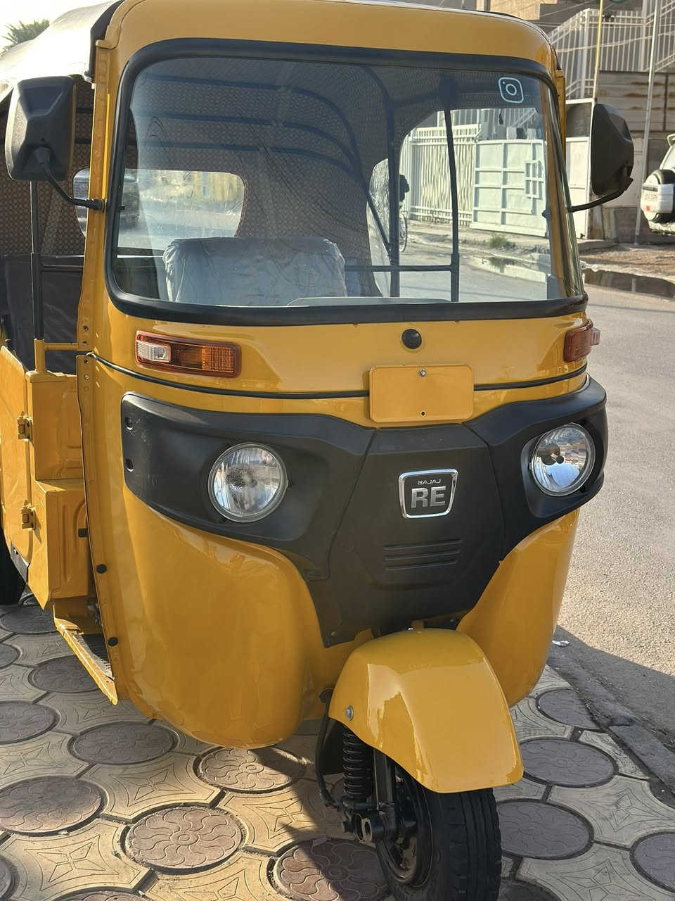 سلام عليكم تكتك البيع موديل 21 مرقمه العنوان بغداد البياع هاذه رقمي ***********
