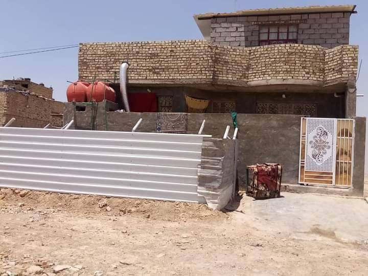 السلام عليكم ورحمة الله وبركاتة بيت (100) مربع. استقبال ومطبخ وغرفه الطابق الثاني غرفه وحده طابو ملك المكان الشمري العشرتلاف ع اخير ***********
