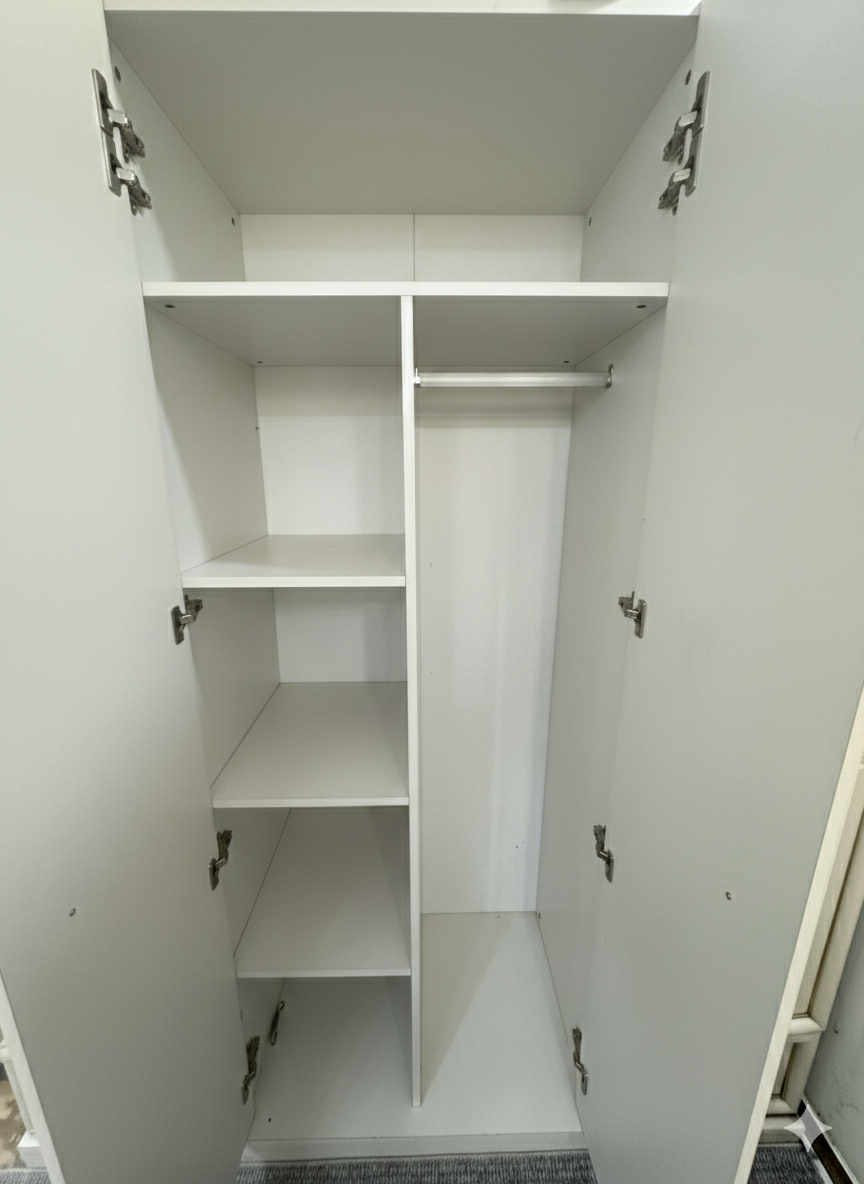 غرفة نوم للبيع سعره مليون  نظافة ١٠٠٪؜


**إذا كنت صاحب هذا الإعلان وتريد حذفه لأي سبب، رجاءا أرسل رسالة إلى الدعم الفني**