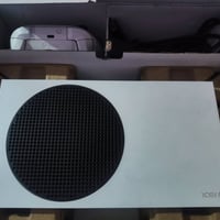 اكس بوكس سيريس اس • كيم باس • مكتبه ٥٠٠ لعبه