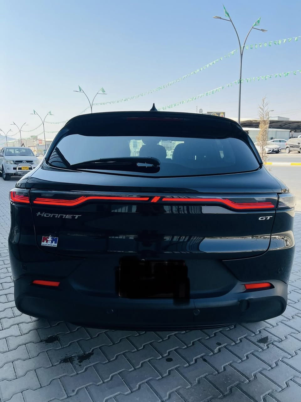 سلام عليكم 
دوج هورنيت 
موديل ٢٠٢٣
مواسه فات GT
ماشبه ٤٥,٠٠٠
رادر 
كاميرا 
تبريد مركزى 
محرك ٢٠ توربو
بجم كبس
جملغ سكن باب سكن سبوخ بدون دواخل 
ايرباك سيستم 
عنوان سليمانى 
*********** 
سعر ١٣٩ بيها مجال بصيت
