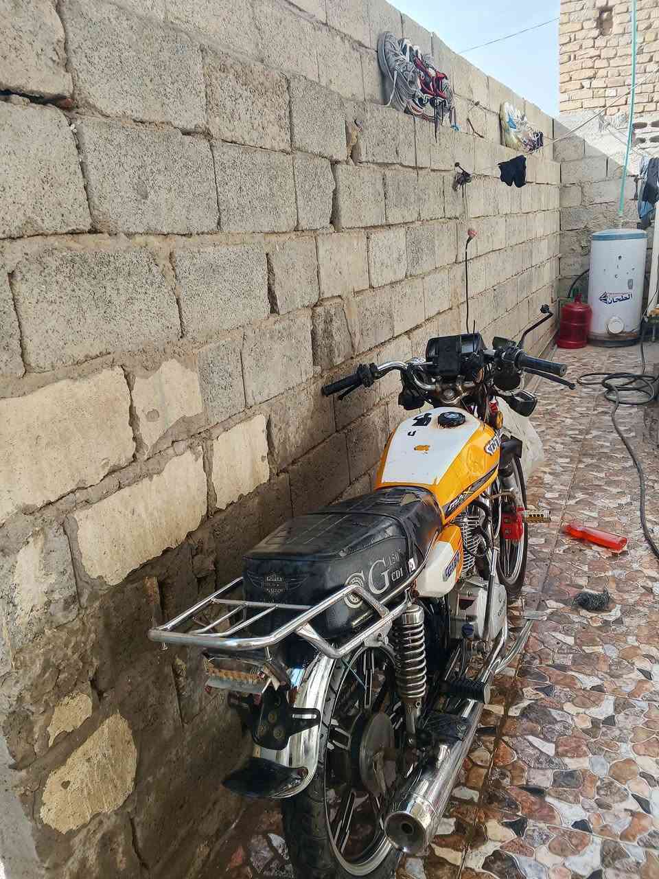 سلام عليكم دراجه سيفان 2023نضافه مثل ماموضح دراجه مال كرااب مال بساتين  مال طسات يعني الي كاعد بلرحمة  والمجمع  وغرب بعقوبة خاصه  تخدمكم وعلي  لان زمالة مال طسات حشا السامع  أوراق كامله نقوصات بصيطه  شرط سلف واحد أو هندر كهربائيات كاملة  مكاني بعقوبة فلكة الامين  سعر 350   استفسار ***********
ملاحضه انترنيت ماعندي
