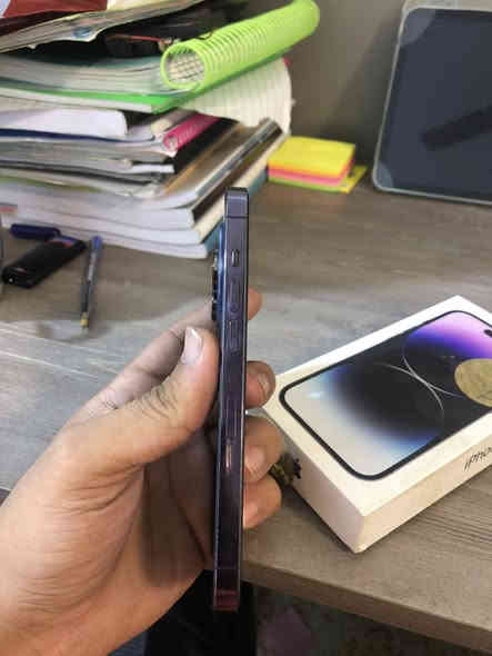 ايفون 14برو فقط ذاكره 128بطاريه 75‎%‎ بطاريه اصليه وما يصرف  الجهد مبدل ضهر فقط الباقي بلادي والضهر اصلي ماترونه واغراض كامل سعر 600وبي مجال رقم ***********  بغداد الأمين الثانيه ما عندي توصيل
