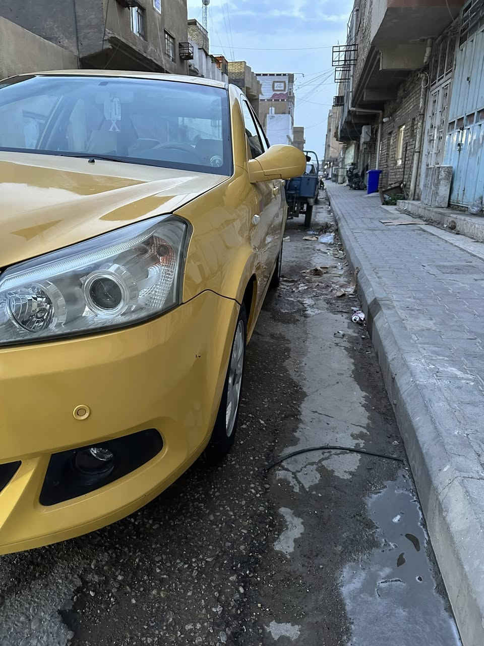 سلام عليكم سياره البيع اي5محوره كير ومكينه كورله سياره خير من الله وحلوه لا خياس ولا رصعات حاديه جديده وتخم تيرات جديد سياره حلوه من الصور اليحب ينتصل ***********رقمه واسط ومگاني كوت مركز مدينه
