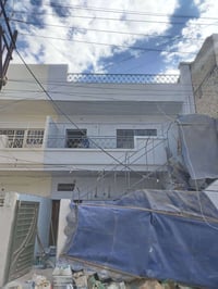 دار للايجار العطيفية الثانية قرب سوق اسود المساحة ٩٠ متر يتكون من طرمة...