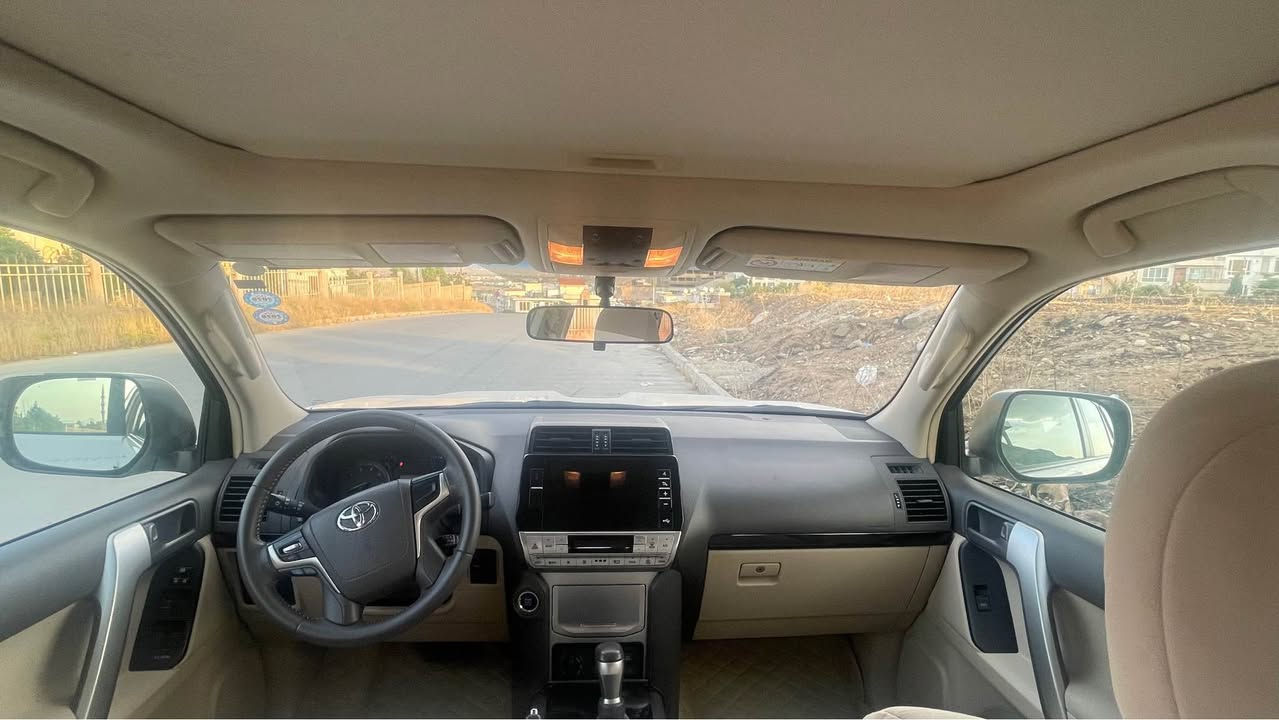 سلام عليكم تويوتا برادو موديل 2022 txlماشيه 61 الف حقيقي موصفات السياره كامره خلفيه حساس خلفي ثلاجه سلايت شاشه جبيره باقي الموصفات معرفه سياره مكفوله كفاله عامه مكان السياره سليمانيه للتوصل على هاذه الرقم *********** السليمانية, العراق
