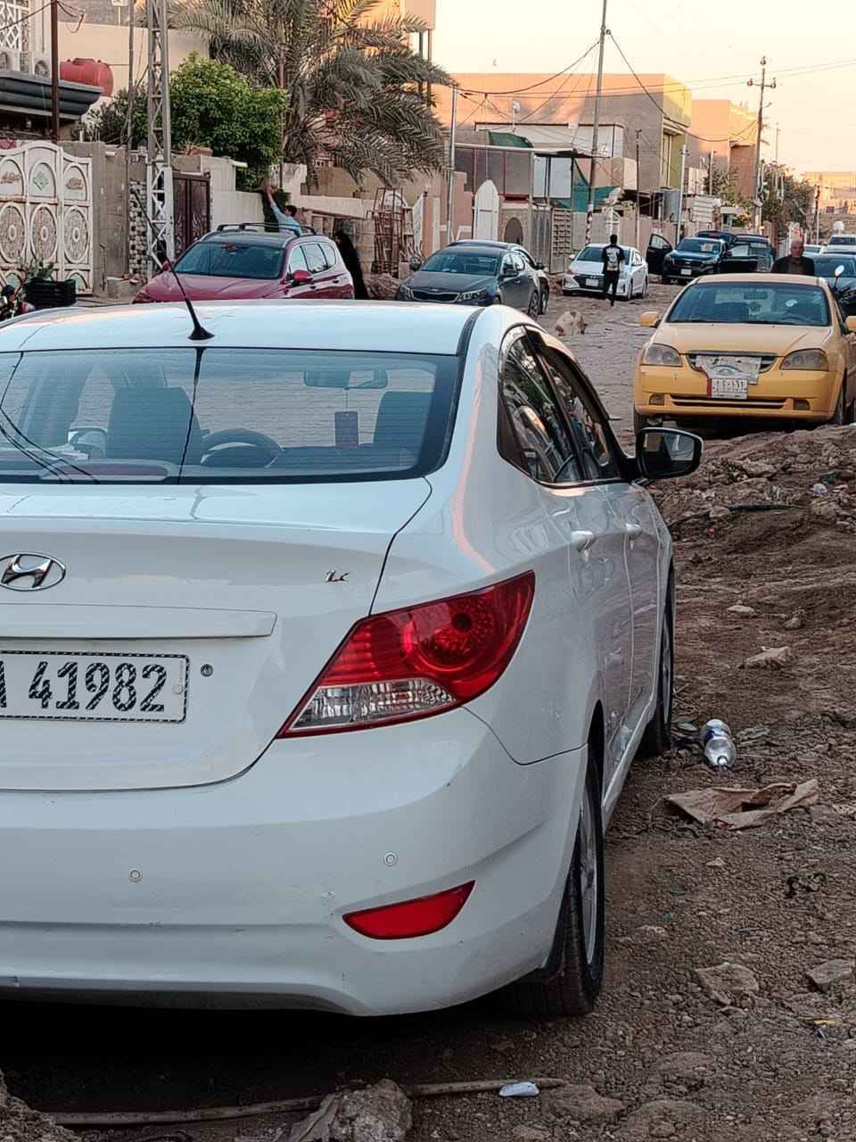 اكسنت 2014 خليجي مال مؤسسة 
محرك 1600....تبريد ثلج....كشنات جلد.....ارضية جلد.....شاشة....كاميرا 
سيارة نظيفه جدا مال جناي ما ناقصهة برغي
مكان بابل حلة... بأسمي... تحويل مباشر... رقم بابل
السعر 115$
للاستفسار *********** حلة, بابل
