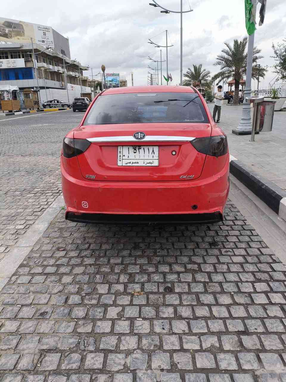 سيارة فاو اولي مديل 14 
مكينة وكير بلاد مكفولات 
37 وبيه مجال قليل 
 رقم الهاتف  ***********
