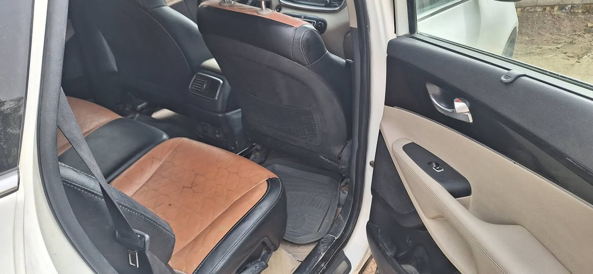 سلام عليكم
كيا سورنتو2020 خليجي
مكينة 3500 ستة سلندر حادثه بيه صفحه صبغ 
فول موصفات ماعده فتحه
.حساس امامي وخلفي
شاشة جبيرة كامرة دوارة
كشنات كهرباء 
الكشنات الامامي تدفئة وتبريد 
الكشنات الخلفي تدفئة وتبريد
كشنات جلد
نقطة عمياء
اشاير ترحيب
بصمة ابواب 
جنطة كهرباء 
سيارة جاهزة مابية اي نقص كولة جديد
رقم بابل دولي
السعر 197 بية مجال
مكان بابل 
‏‪*********** ملاحظه سونار موجود
