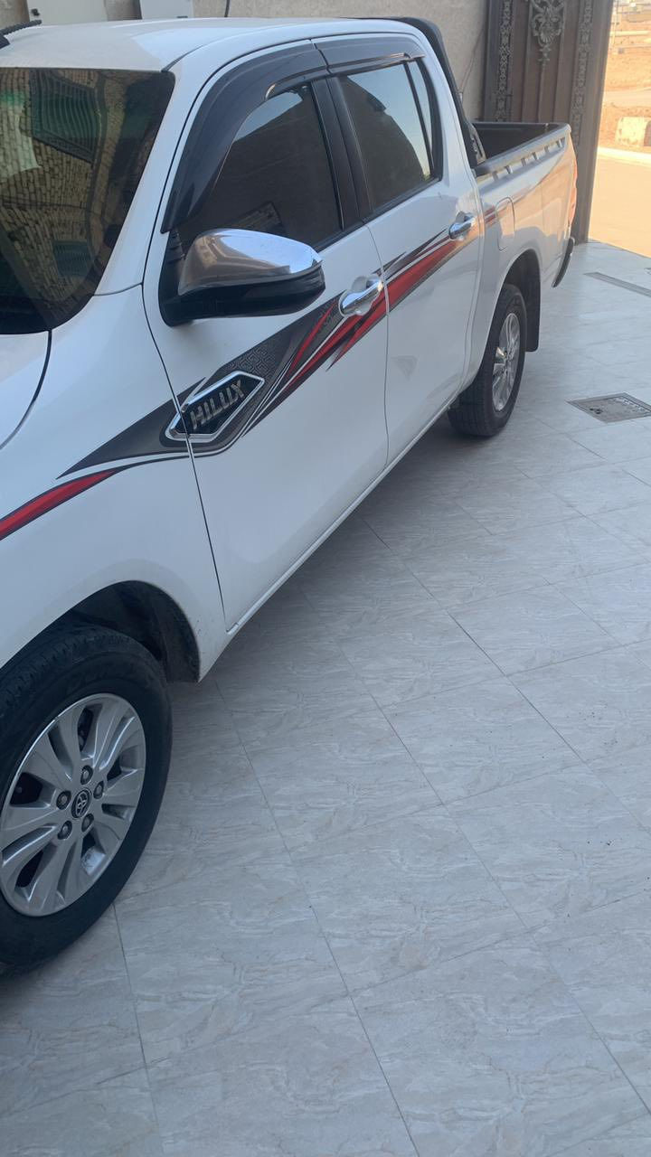 السلام عليكم بيكم للبيع مديل 18 بانزين 
او تماتيك  رقم جديد بسم راعيهه السياره كفاله ماعده بارد واضح بل صوره 
المكان البصره  رقم الهاتف 
***********
