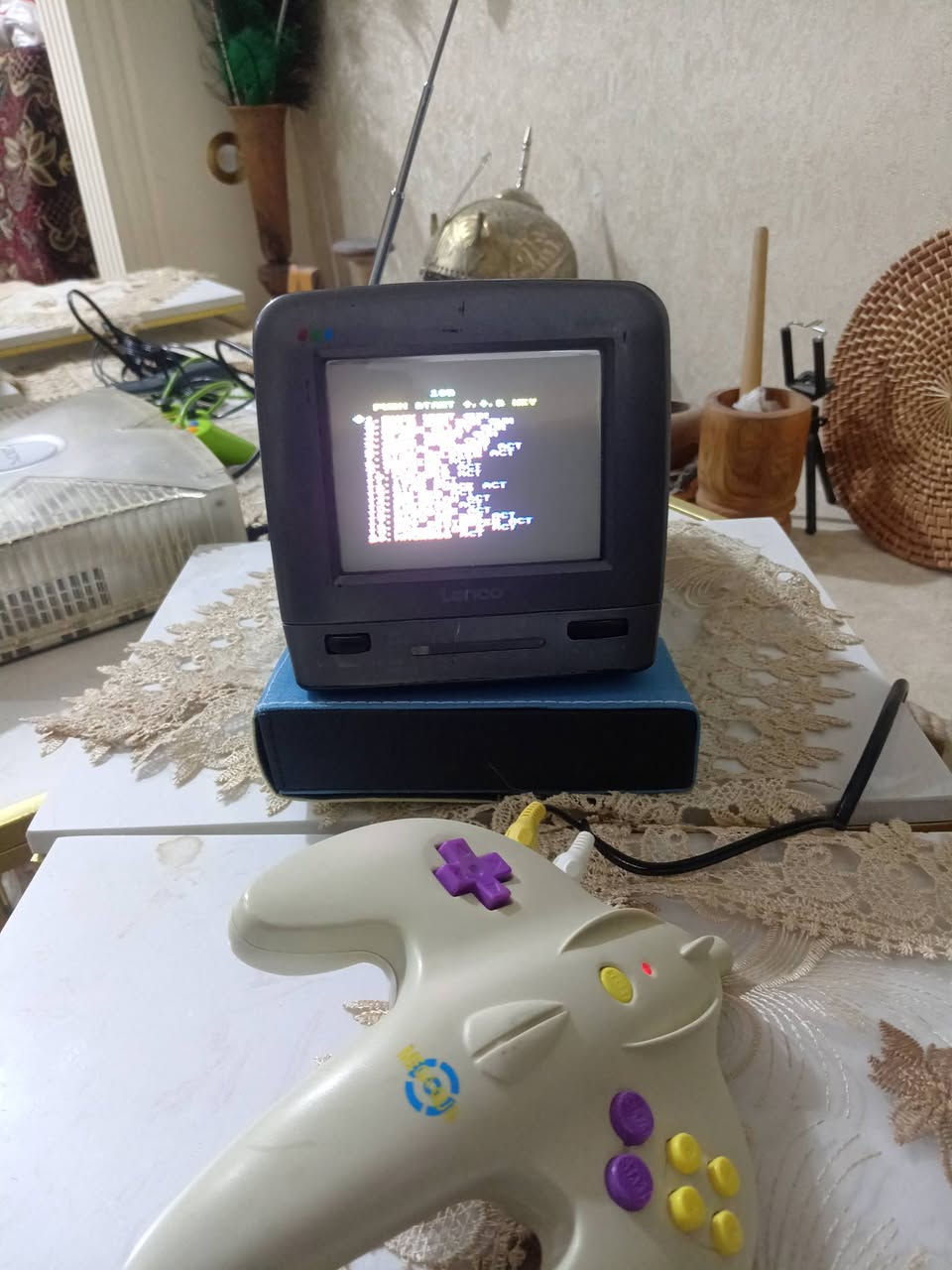 سلام عليكم اخواني الاعزاء توفر تلفزيون حجم صغير للبيع السعر ٦٠ آلاف اكو ملاحضة بسيطة داخل الفيديو


**إذا كنت صاحب هذا الإعلان وتريد حذفه لأي سبب، رجاءا أرسل رسالة إلى الدعم الفني**