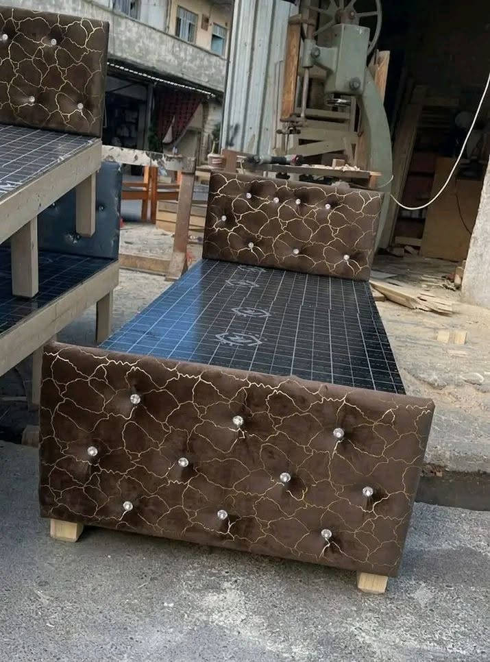 تخوته جدد الواحد 50 الف 

مكان موصل توصيل فقط 
الطلب عل خاص 
شرط اذا ما نفس الصور يرجع مع المندوب


**إذا كنت صاحب هذا الإعلان وتريد حذفه لأي سبب، رجاءا أرسل رسالة إلى الدعم الفني**
