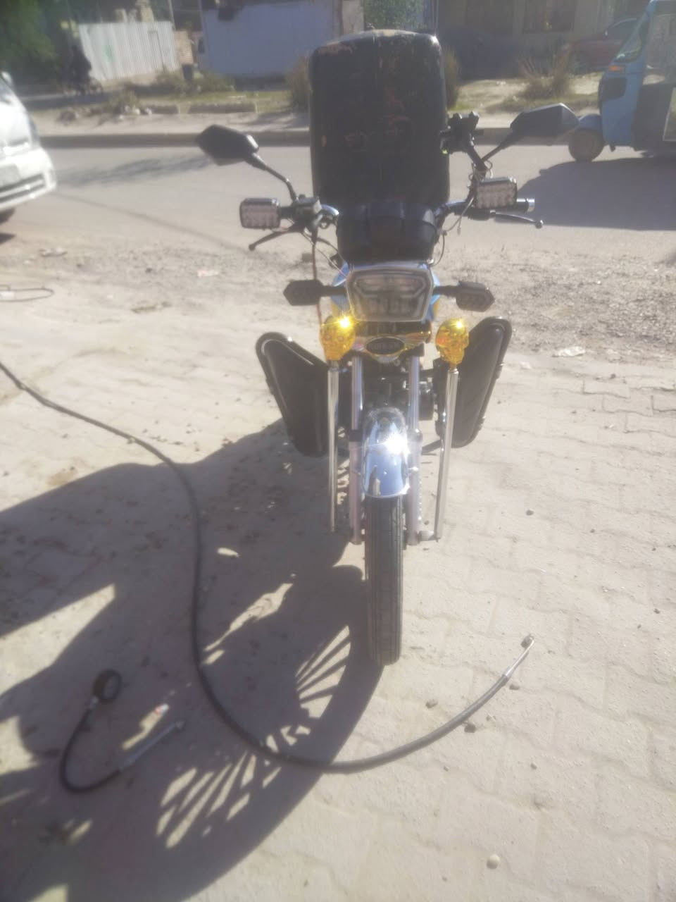 سلام عليكم دراجه ايراني موديل ٢٥ دراجه زيروو واحد على واحد اوراق كامله سعر ٩٠٠ وبيهى مجال مكان بغداد الشعله
***********
