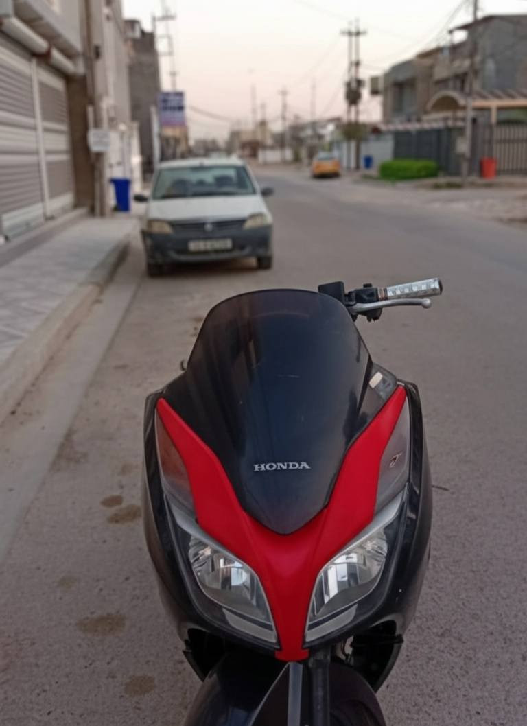 السلام عليكم فورزا 0/12 بلاديه وجديده مكينه بلاديه  وكفرات اصليه وجاهز بدون نقص كلشي بيها شغال معدل ١٢٠ ١٤٠ دك دراجه حلوه ونضيفه  شراي تفضل خاص


**إذا كنت صاحب هذا الإعلان وتريد حذفه لأي سبب، رجاءا أرسل رسالة إلى الدعم الفني**