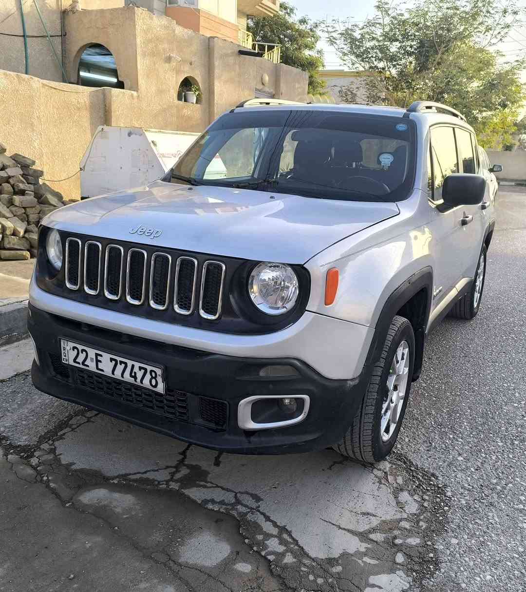 رنجيد موديل 19 فور ويل رقم اربيل انگليزي  بدون دواخل وبدون ايرباك بسعر مناسب 118وبي مجال مكانها ديالى *********** Singapore
