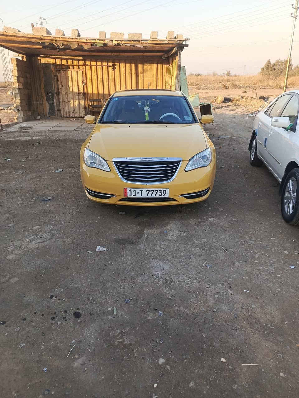 سلام عليكم سي200 كامل مواصفات موديل 12 مكينه 2400  سياره حلوه وكامله مكمله بيها قطعتين تبديل جاملق وبنيد اثر طخا بل مازده سعر 75 وبيها مجال حك جيه***********   سنويه جديده31تنتهي
