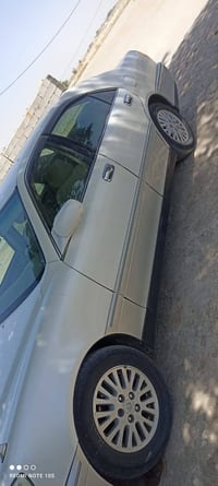 ملكه كصتين للبيع فقط فول مواصفات واحد ع واحد عده الفتحه  اربع دكم ثلاج...